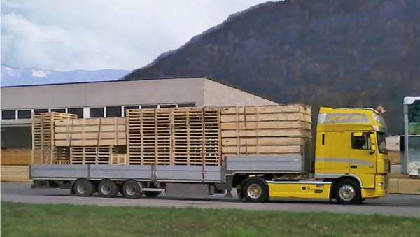 Gorza srl - Imballi legno - Servizi - Logistica e consegne rapide 